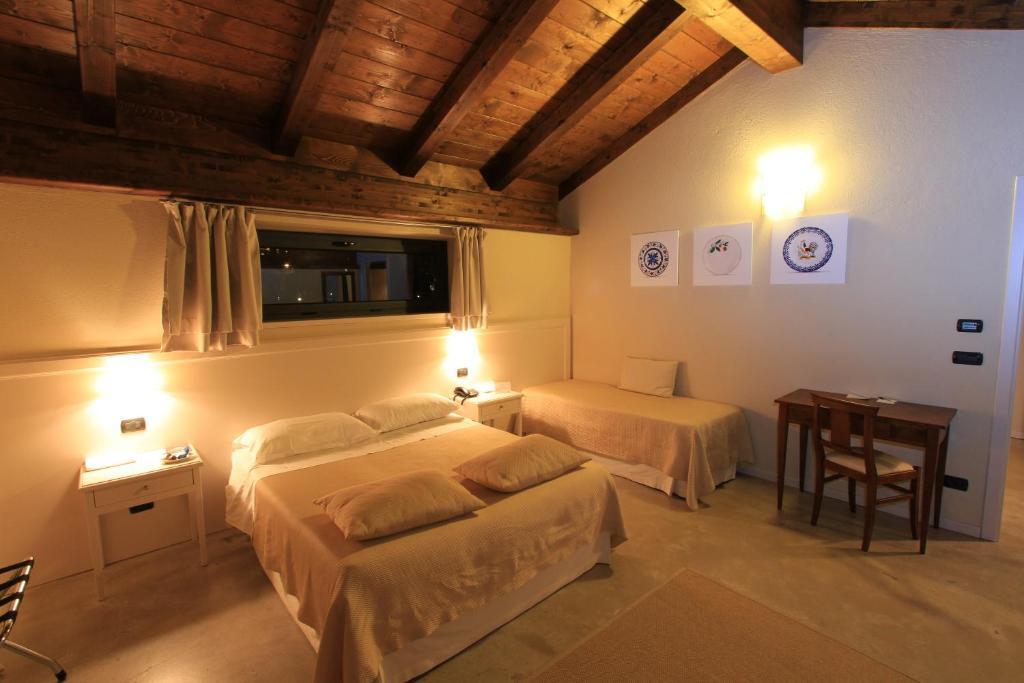Albergo Della Ceramica Villanova Mondovì Exteriör bild