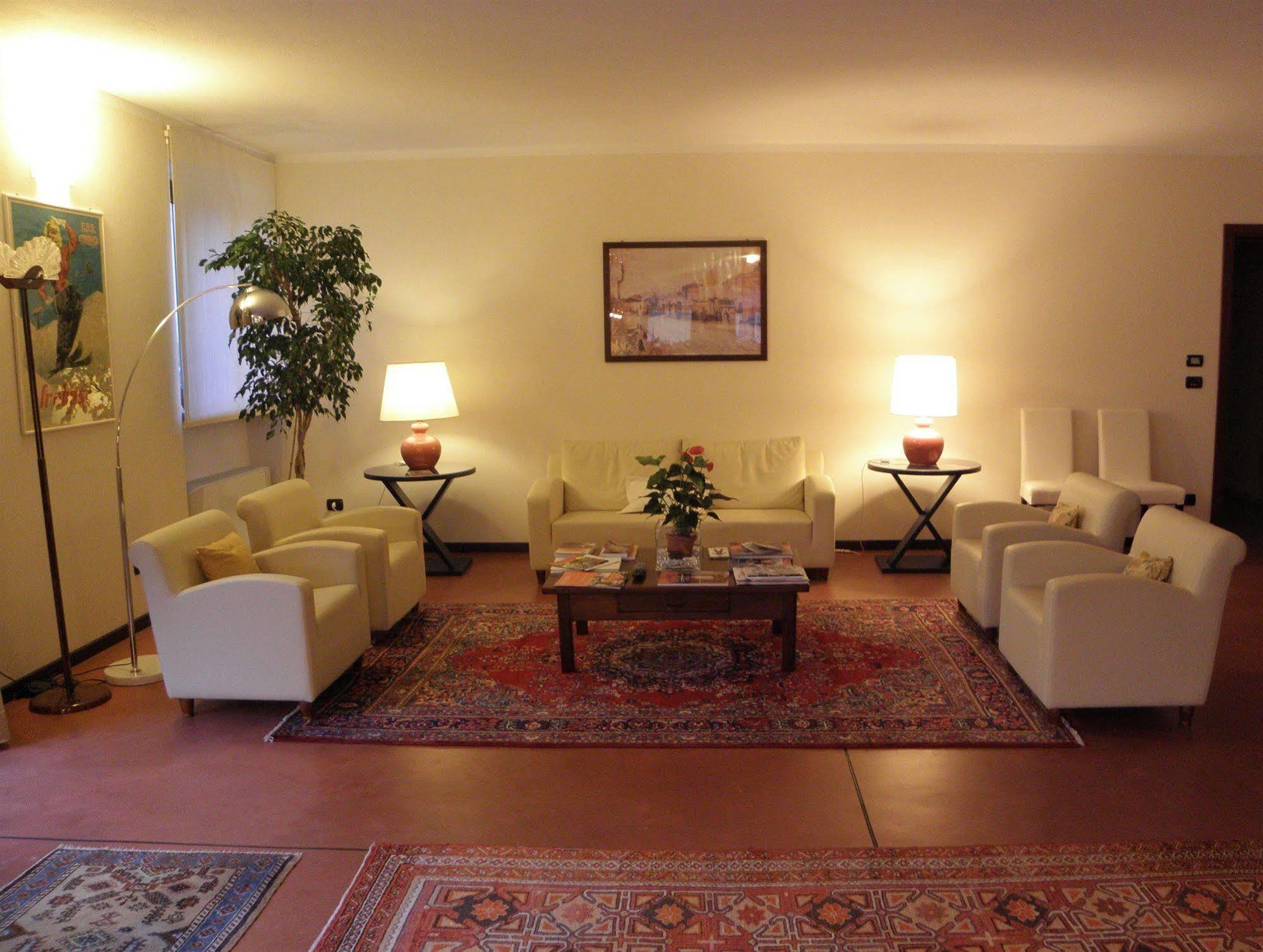 Albergo Della Ceramica Villanova Mondovì Exteriör bild